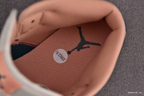 1 (W) Teal BQ6472-308 BQ6472-308 Mid Dark Green  Jordan 0423